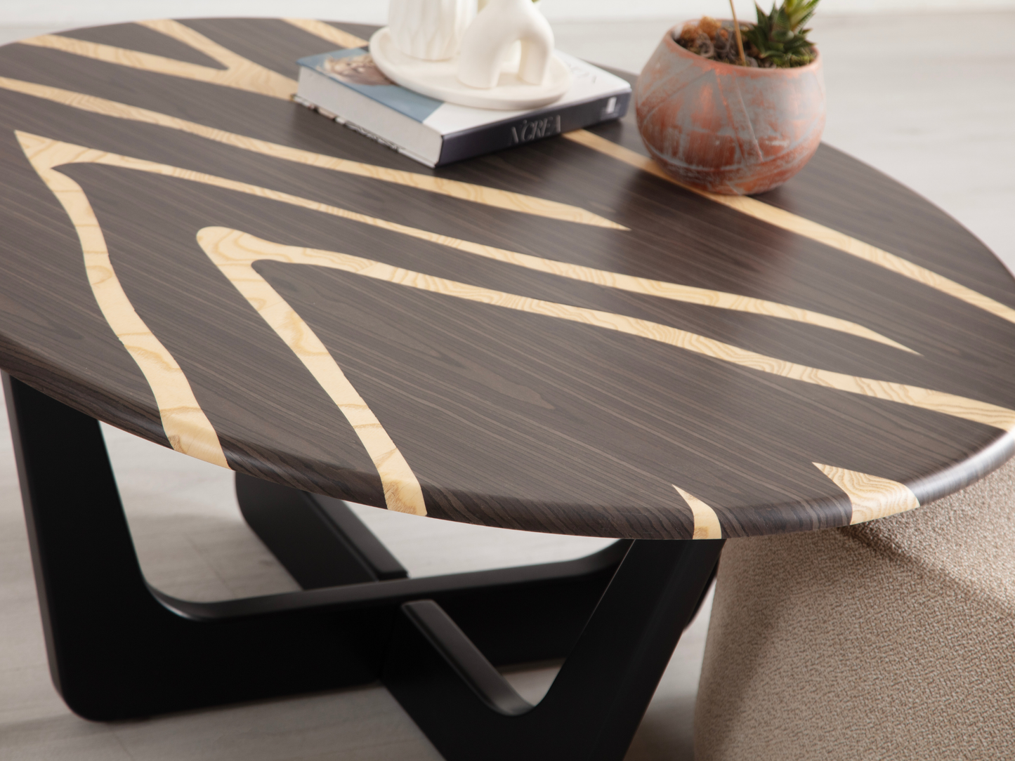 Gloria Coffee Table