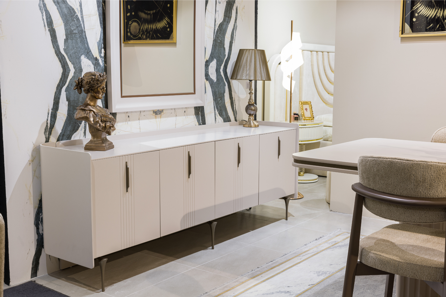 Mons Console Table