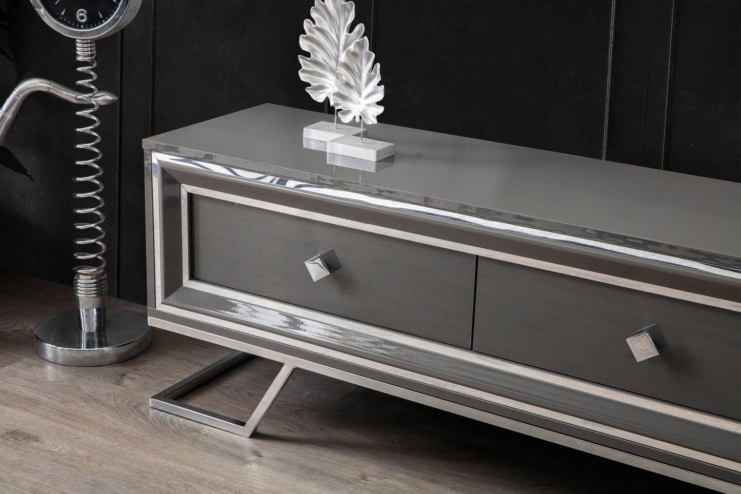 Asos TV unit