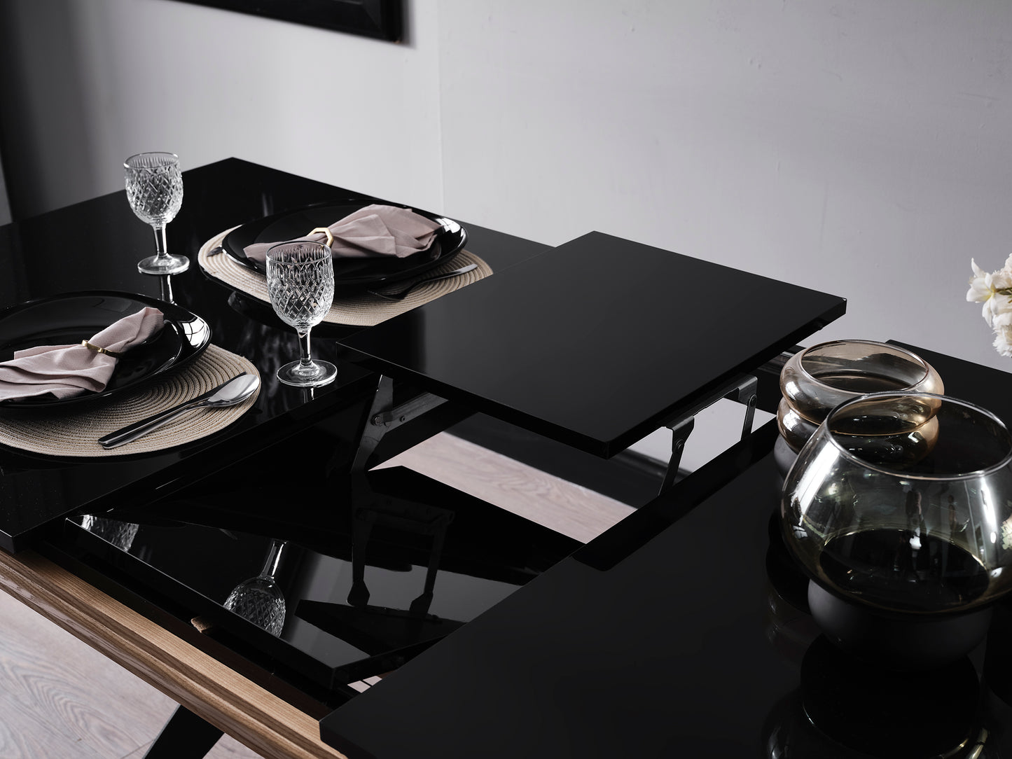 Okyanus Dining Table
