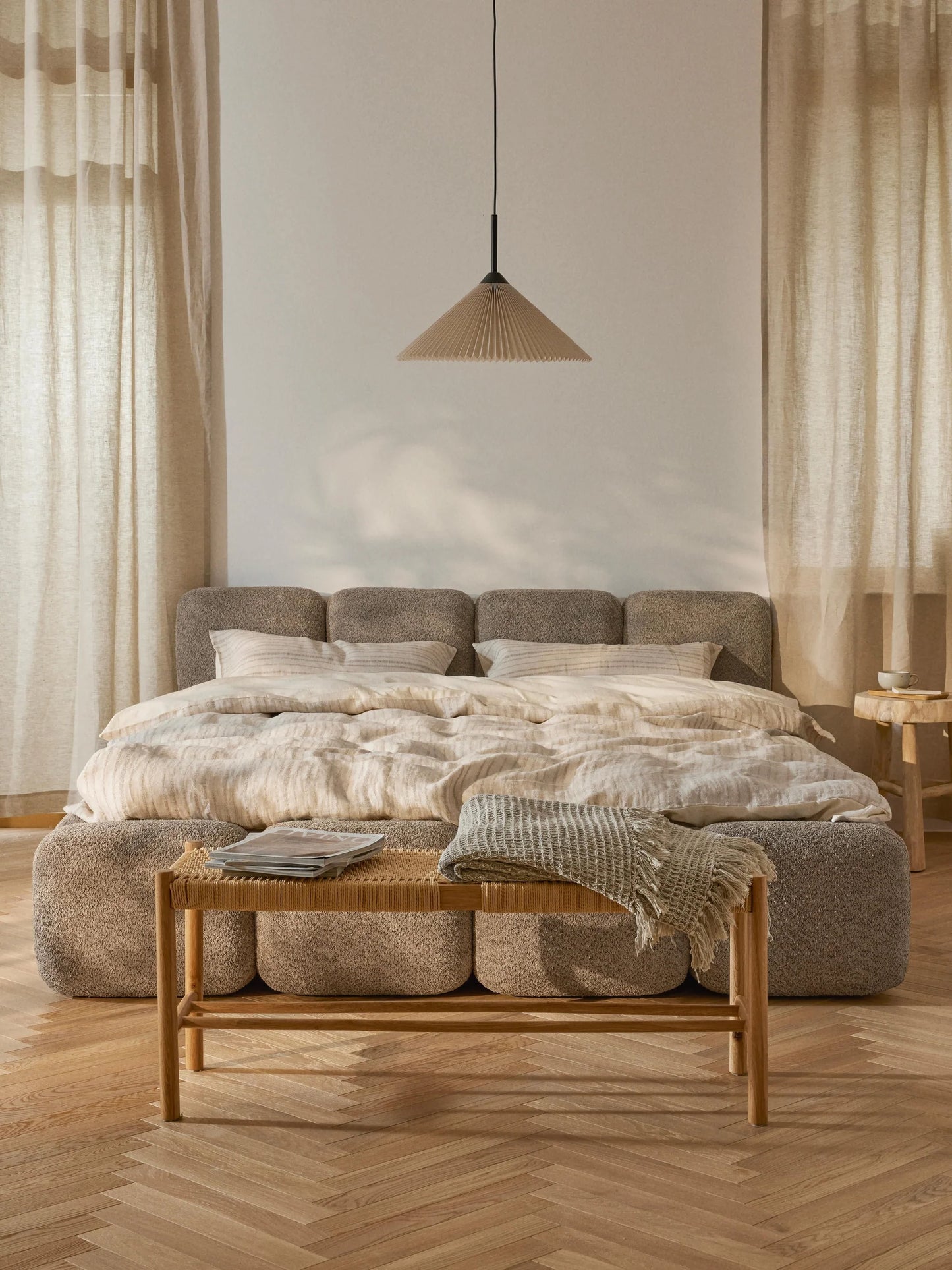 Noa Bed