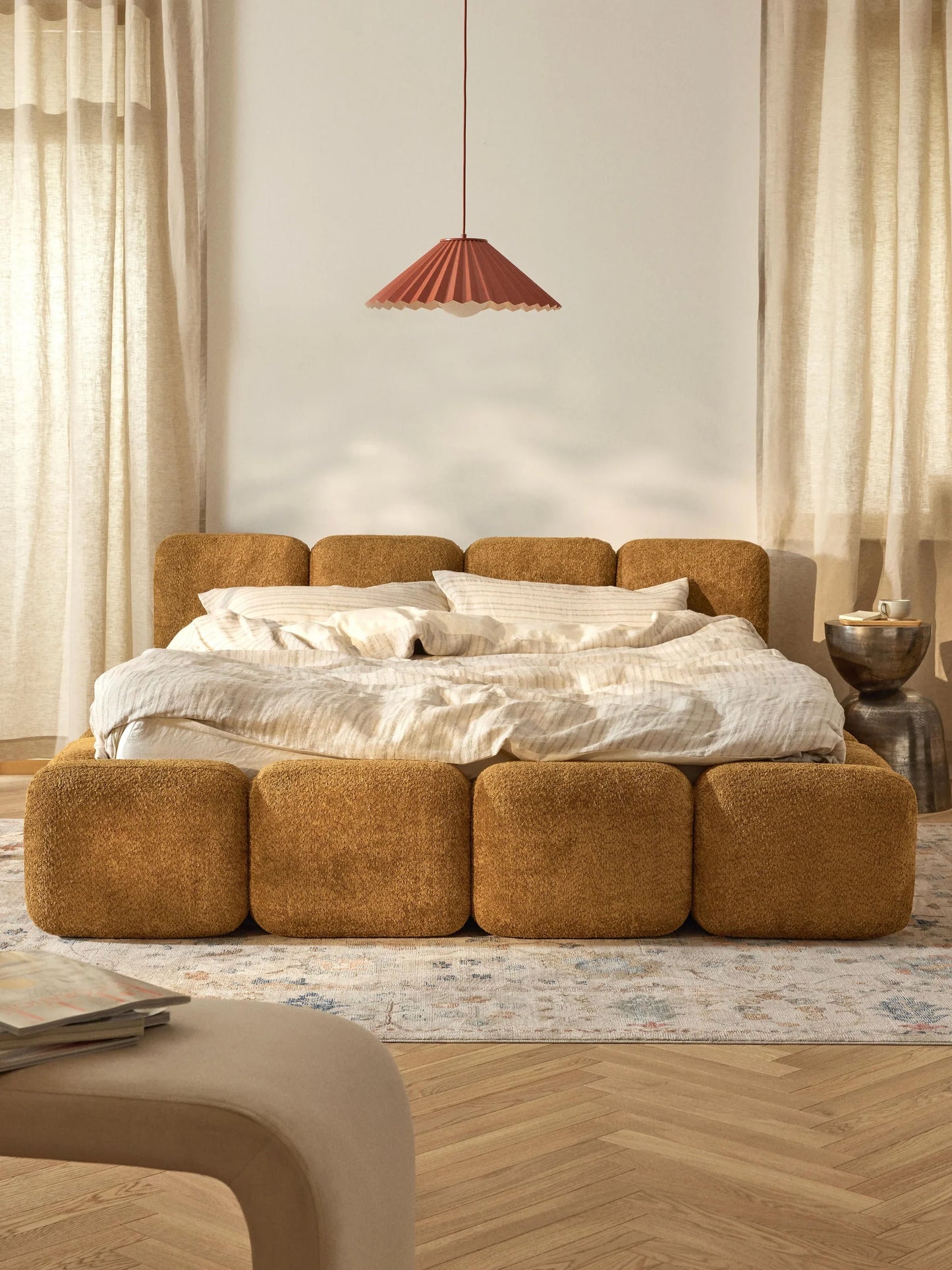Noa Bed